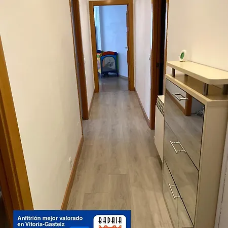 A Las Puertas De La Catedral 90M2 Con Garaje Vitoria-Gasteiz Zewnętrze zdjęcie