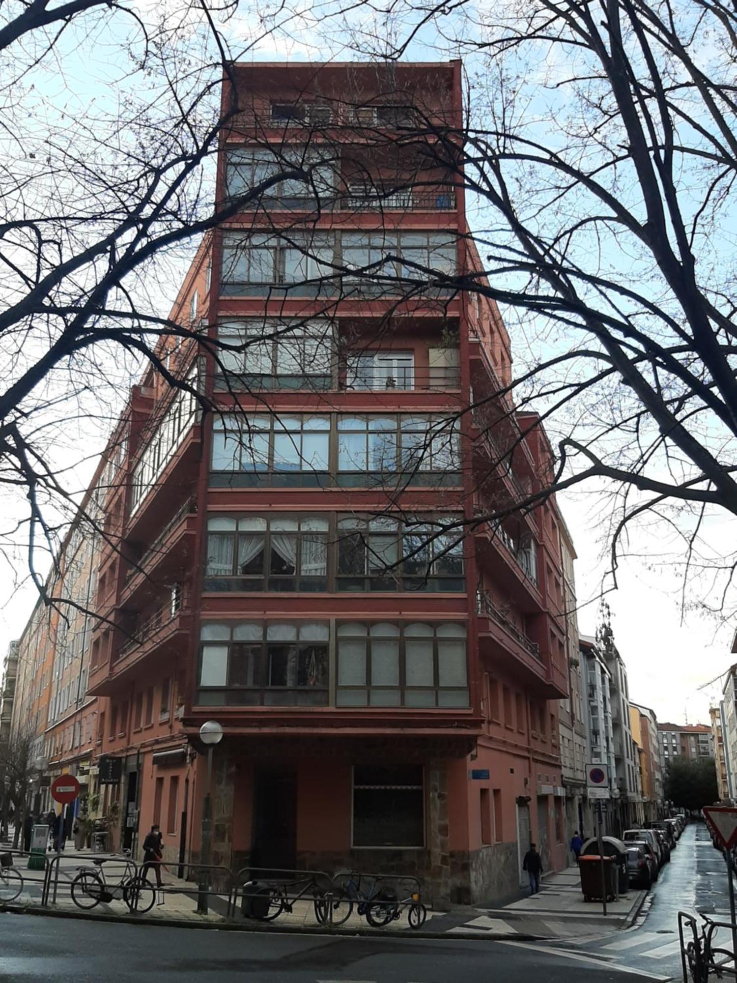 A Puertas De La Catedral 90m2 Con Garaje Apartment *