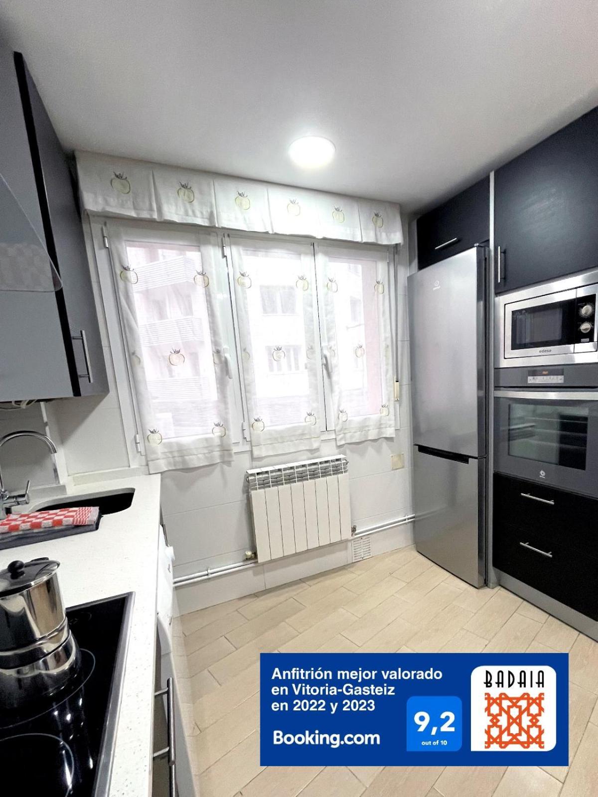 Apartment A Puertas De La Catedral 90m2 Con Garaje *